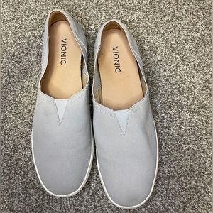 Women's Vionic, Ivy Slip-On Shoes Size US 10 / EU 48. Gray Canvas. COMFORTABLE!